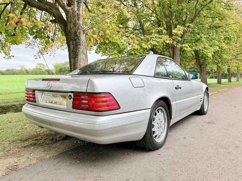 Mercedes-Benz SL 3.2 SL320 Convertible 2dr Petrol Automatic (274 g/km, 224 bhp) - U2139