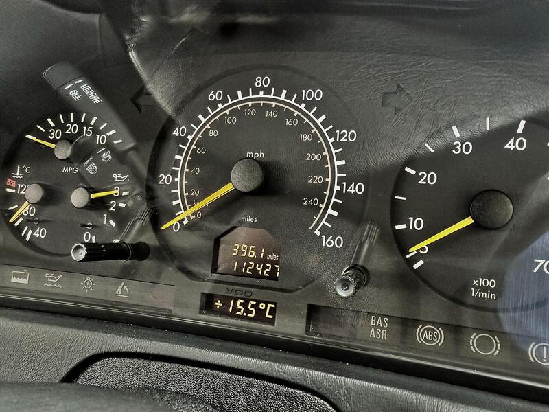 Mercedes-Benz SL 3.2 SL320 Convertible 2dr Petrol Automatic (274 g/km, 224 bhp) - U2139