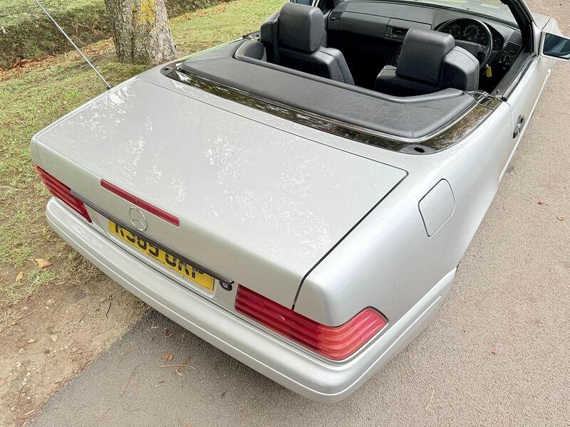 Mercedes-Benz SL 3.2 SL320 Convertible 2dr Petrol Automatic (274 g/km, 224 bhp) - U2139