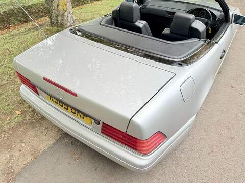 Mercedes-Benz SL 3.2 SL320 Convertible 2dr Petrol Automatic (274 g/km, 224 bhp) - U2139