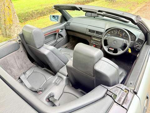 Mercedes-Benz SL 3.2 SL320 Convertible 2dr Petrol Automatic (274 g/km, 224 bhp) - U2139