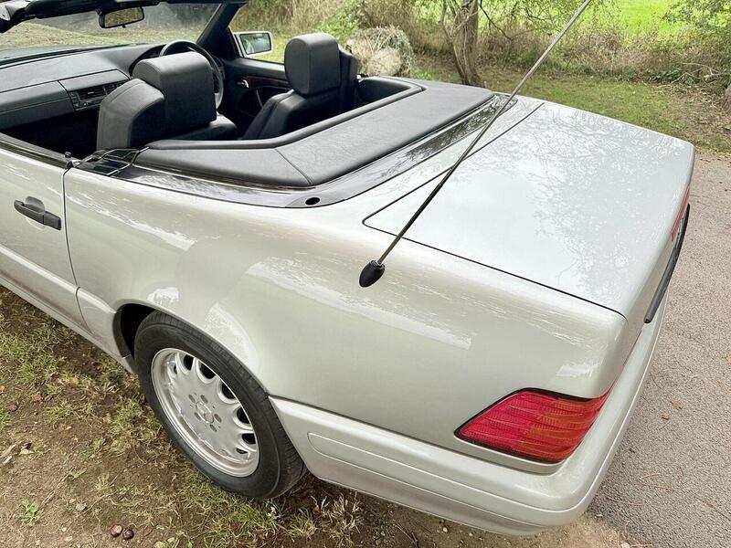 Mercedes-Benz SL 3.2 SL320 Convertible 2dr Petrol Automatic (274 g/km, 224 bhp) - U2139