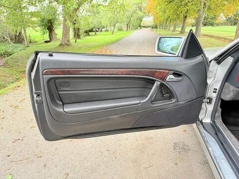 Mercedes-Benz SL 3.2 SL320 Convertible 2dr Petrol Automatic (274 g/km, 224 bhp) - U2139