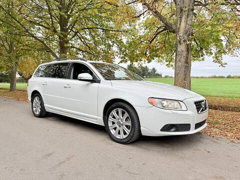 Volvo V70 Se Awd 3.2 5dr Estate Automatic Petrol