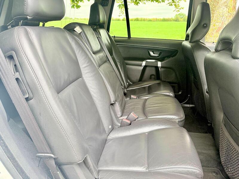 Volvo XC90 3.2 SE (Premium Pack) SUV 5dr Petrol Geartronic AWD (289 g/km, 235 bhp) - U2142