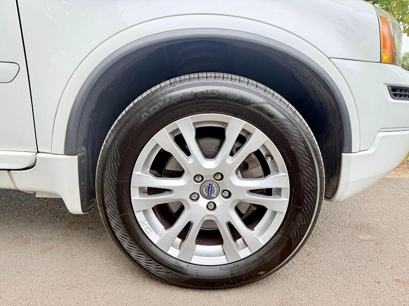Volvo XC90 3.2 SE (Premium Pack) SUV 5dr Petrol Geartronic AWD (289 g/km, 235 bhp) - U2142