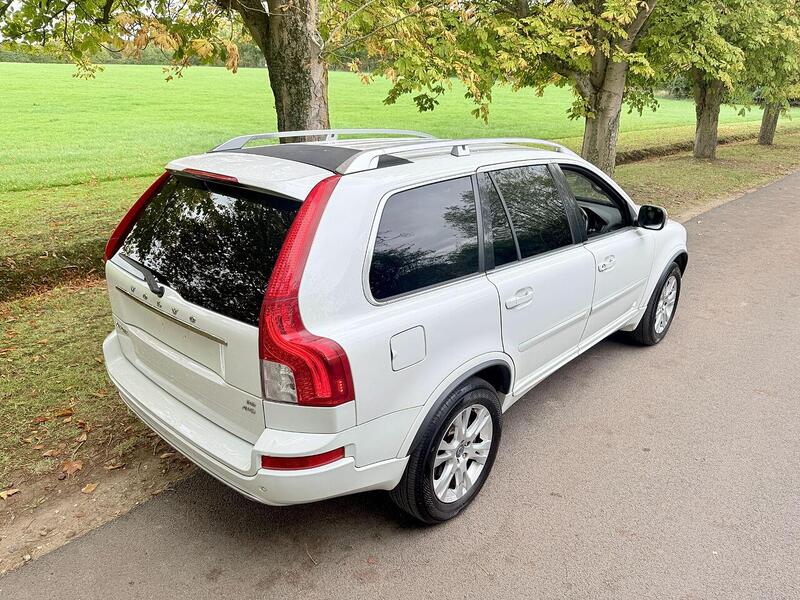 Volvo XC90 3.2 SE (Premium Pack) SUV 5dr Petrol Geartronic AWD (289 g/km, 235 bhp) - U2142
