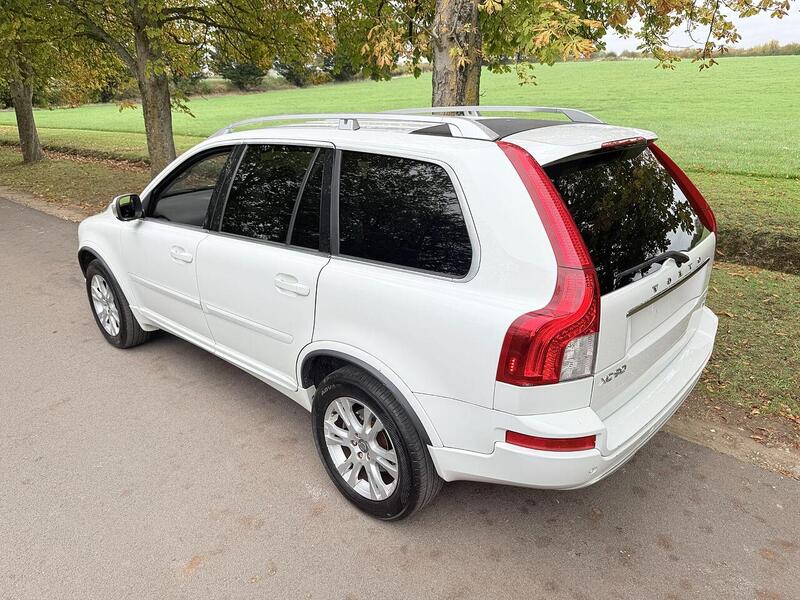 Volvo XC90 3.2 SE (Premium Pack) SUV 5dr Petrol Geartronic AWD (289 g/km, 235 bhp) - U2142