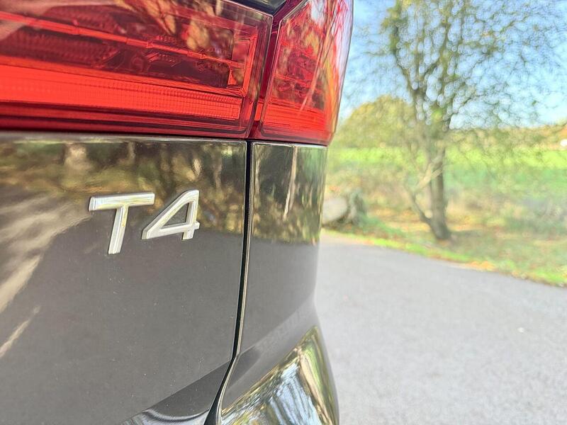 Volvo XC60 2.0 T4 Edition SUV 5dr Petrol Auto Euro 6 (s/s) (190 ps) - U2143
