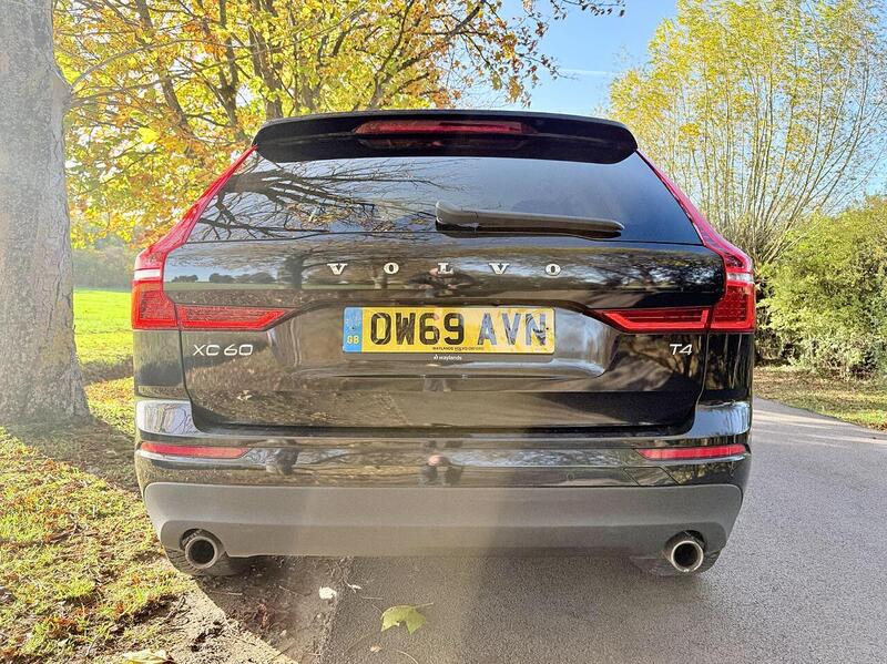 Volvo XC60 2.0 T4 Edition SUV 5dr Petrol Auto Euro 6 (s/s) (190 ps) - U2143
