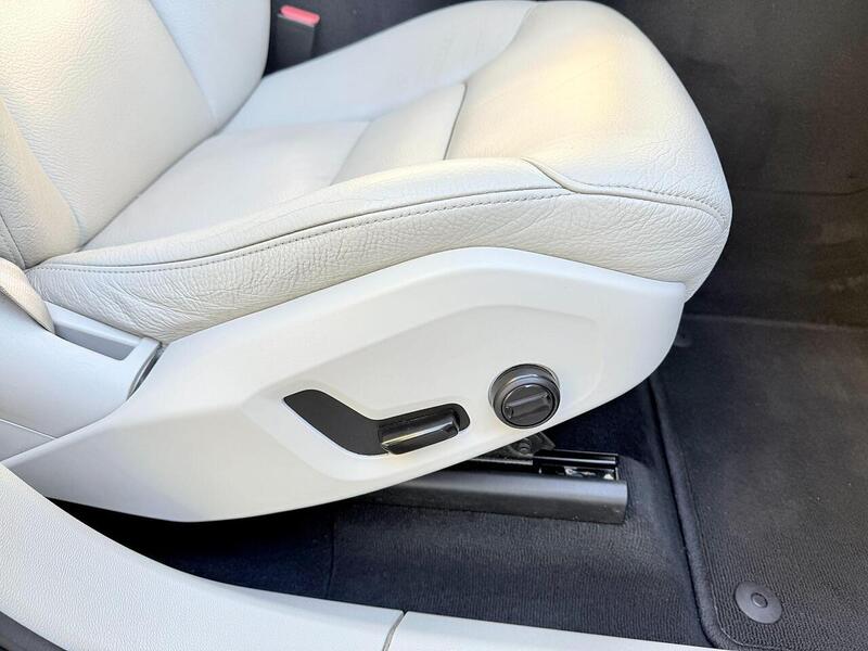 Volvo XC60 2.0 T4 Edition SUV 5dr Petrol Auto Euro 6 (s/s) (190 ps) - U2143