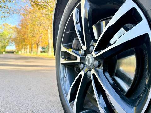Volvo XC60 2.0 T4 Edition SUV 5dr Petrol Auto Euro 6 (s/s) (190 ps) - U2143