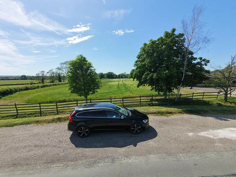 Volvo V60 3.0 T6 R-Design Lux Nav Estate 5dr Petrol Geartronic AWD Euro 5 (304 ps) 3.0 5dr Estate Unlisted - U2150