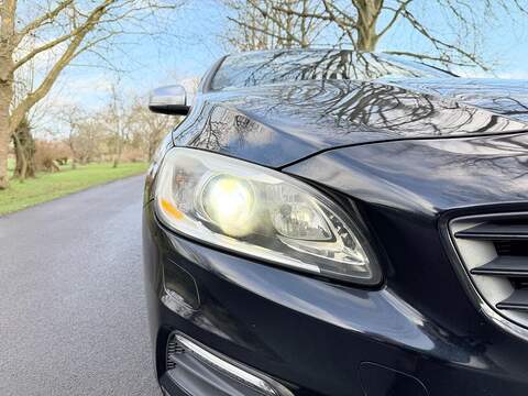 Volvo V60 3.0 T6 R-Design Lux Nav Estate 5dr Petrol Geartronic AWD Euro 5 (304 ps) - U2150