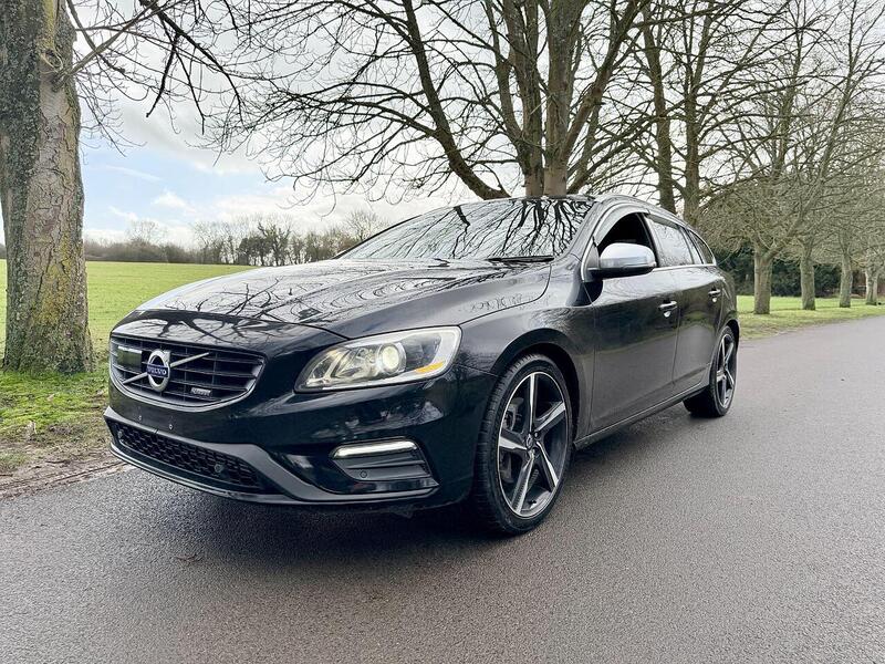 Volvo V60 3.0 T6 R-Design Lux Nav Estate 5dr Petrol Geartronic AWD Euro 5 (304 ps) - U2150