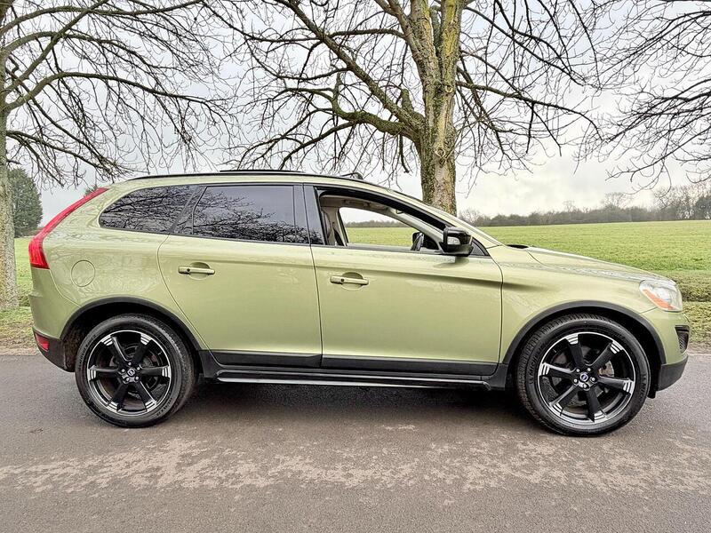 Volvo XC60 3.0 T6 SE SUV 5dr Petrol Geartronic AWD Euro 5 (304 ps) - U2158