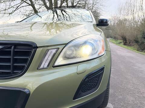 Volvo XC60 3.0 T6 SE SUV 5dr Petrol Geartronic AWD Euro 5 (304 ps) - U2158