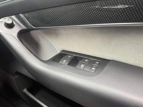 Audi S6 Avant 5.2 Estate 5dr Petrol Automatic quattro (319 g/km, 429 bhp) - U2167