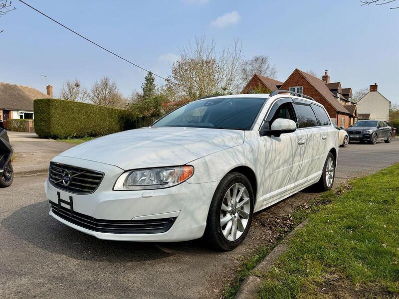 Volvo V70 T4 Se 1.6 5dr Hatchback Automatic Petrol - U2170
