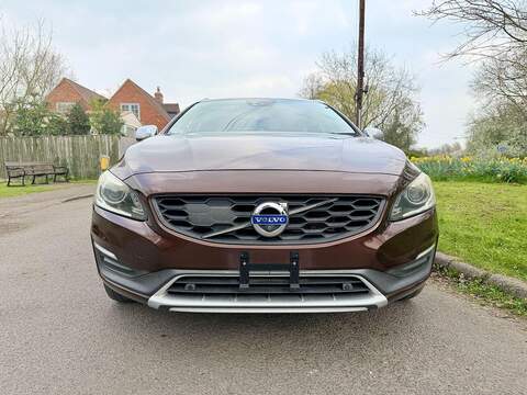 Volvo V60 T5 Cross Country Awd 2.5 5dr Estate Automatic Petrol 2.5 5dr Estate Automatic Petrol - U2175
