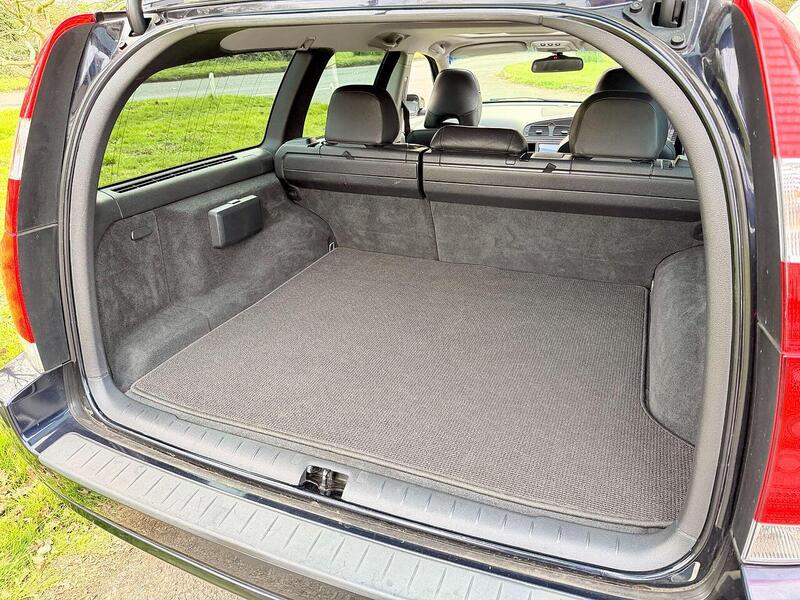 Volvo V70 Se - U2178