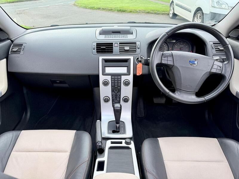 Volvo V50 Se Lux 2.0 5dr Estate Automatic Petrol - U2179
