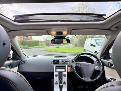 Volvo V50 Se Lux 2.0 5dr Estate Automatic Petrol - U2179