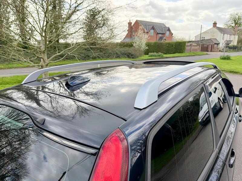 Volvo V50 Se Lux 2.0 5dr Estate Automatic Petrol - U2179