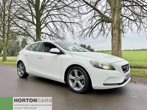 Volvo V40 T5 Cross Country Lux Nav Awd 2.0 Hatchback Automatic Petrol
