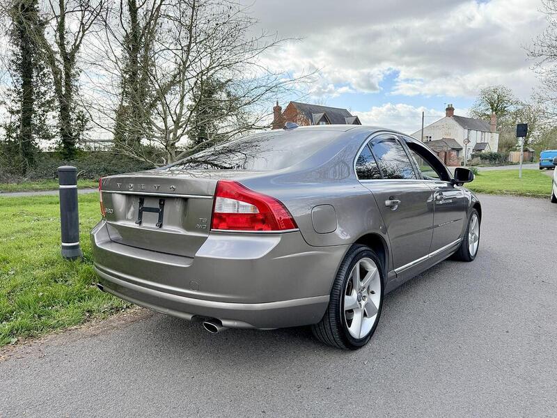 Volvo S80 3.0 T6 SE Lux Saloon 4dr Petrol Geartronic AWD Euro 5 (304 ps) - U2181