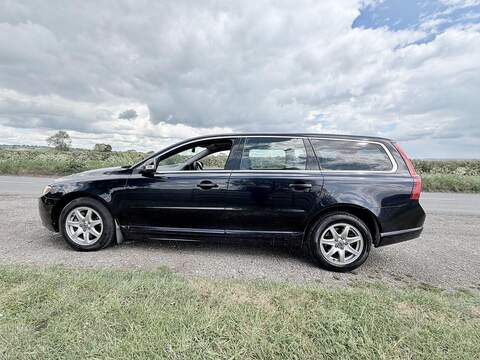 Volvo V70 2.5T SE Estate 5dr Petrol Geartronic Euro 5 (231 ps) - U2182
