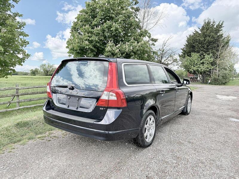 Volvo V70 2.5T SE Estate 5dr Petrol Geartronic Euro 5 (231 ps) - U2182