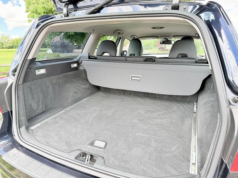 Volvo V70 2.5T SE Estate 5dr Petrol Geartronic Euro 5 (231 ps) - U2182