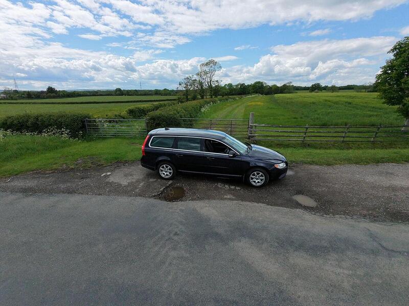 Volvo V70 2.5T SE Estate 5dr Petrol Geartronic Euro 5 (231 ps) - U2182