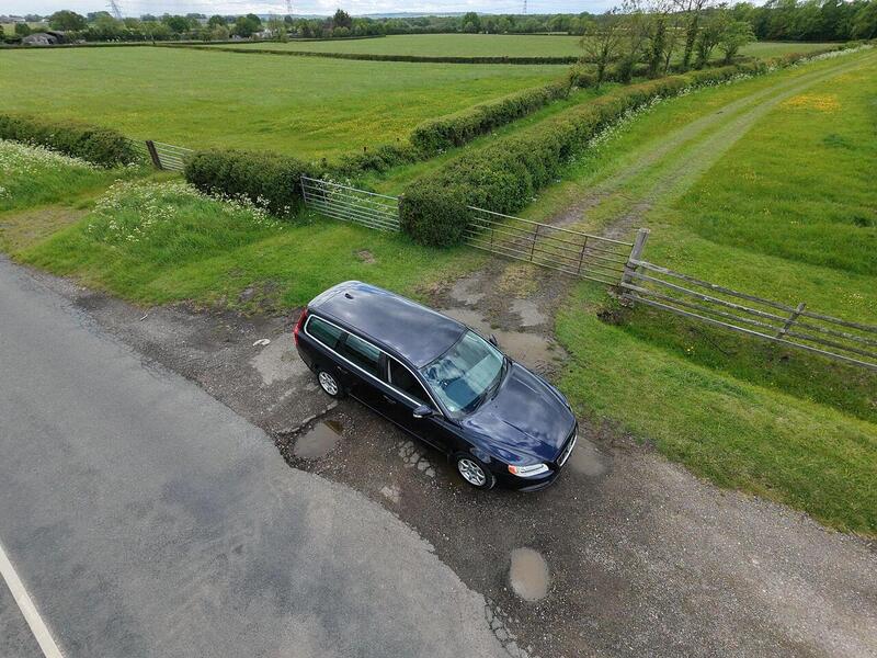 Volvo V70 2.5T SE Estate 5dr Petrol Geartronic Euro 5 (231 ps) - U2182