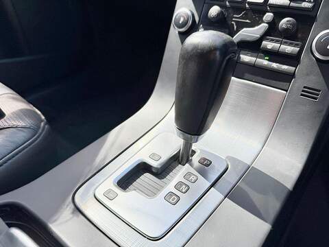 Volvo V70 2.5T SE Estate 5dr Petrol Geartronic Euro 5 (231 ps) - U2186