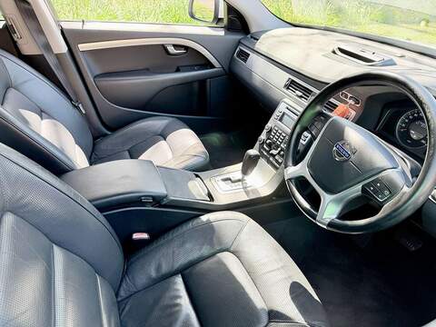 Volvo V70 2.5T SE Estate 5dr Petrol Geartronic Euro 5 (231 ps) - U2186