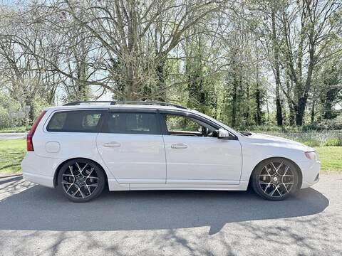 Volvo V70 2.5T SE Estate 5dr Petrol Geartronic Euro 5 (231 ps) - U2186