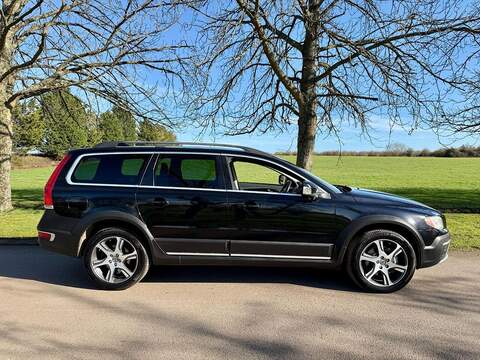 Volvo XC70 3.0 T6 SE Lux Estate 5dr Petrol Geartronic AWD Euro 5 (304 ps) - U2188