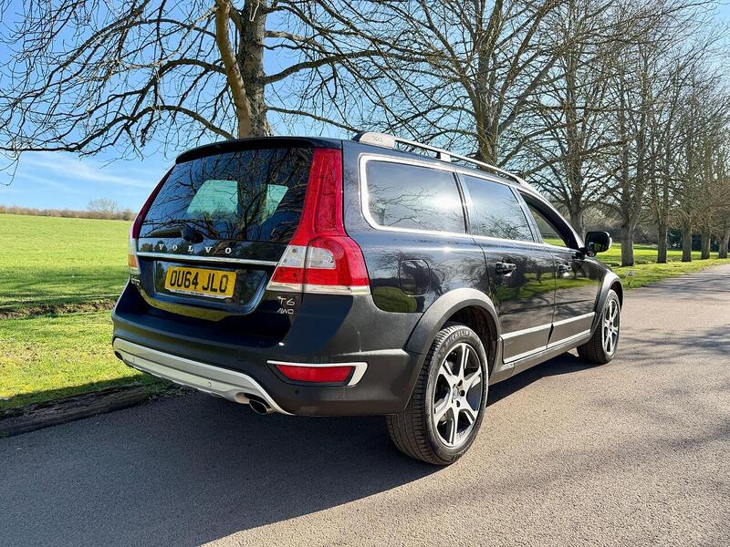 Volvo XC70 3.0 T6 SE Lux Estate 5dr Petrol Geartronic AWD Euro 5 (304 ps) - U2188