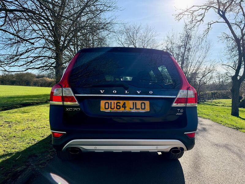 Volvo XC70 3.0 T6 SE Lux Estate 5dr Petrol Geartronic AWD Euro 5 (304 ps) - U2188