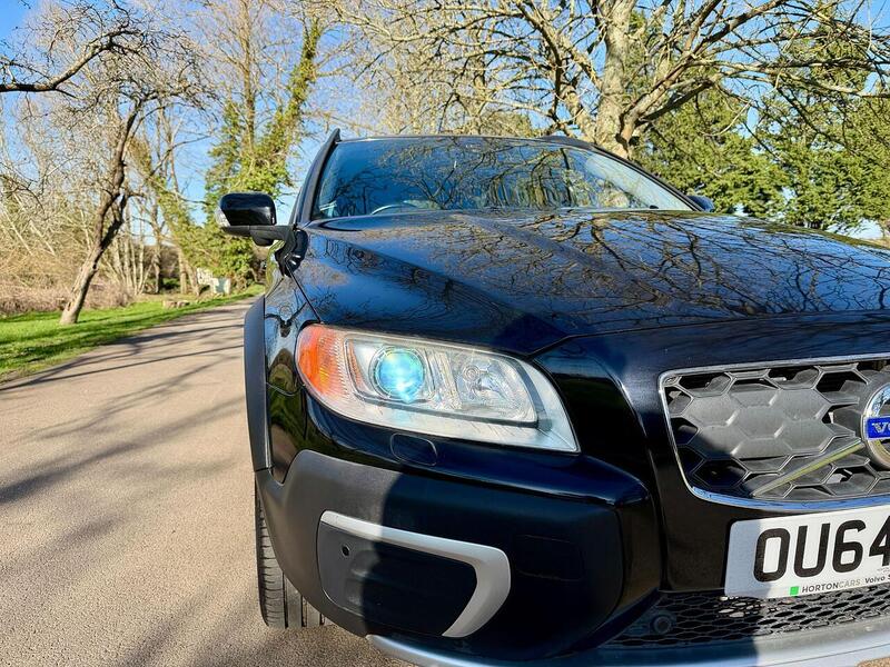 Volvo XC70 3.0 T6 SE Lux Estate 5dr Petrol Geartronic AWD Euro 5 (304 ps) - U2188