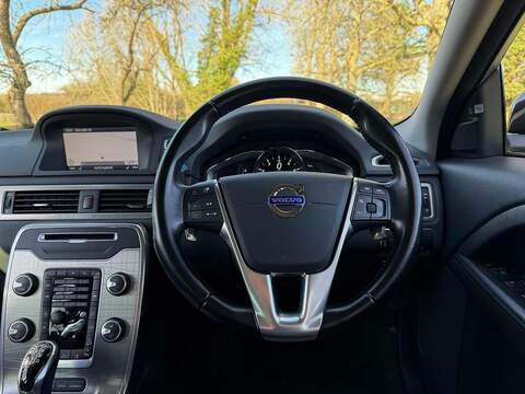 Volvo XC70 3.0 T6 SE Lux Estate 5dr Petrol Geartronic AWD Euro 5 (304 ps) - U2188