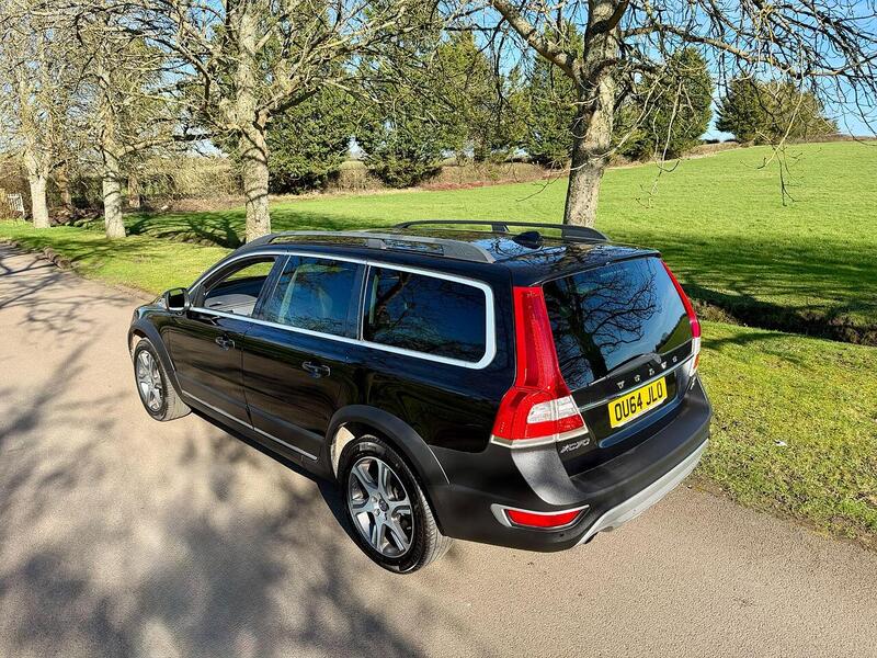 Volvo XC70 3.0 T6 SE Lux Estate 5dr Petrol Geartronic AWD Euro 5 (304 ps) - U2188