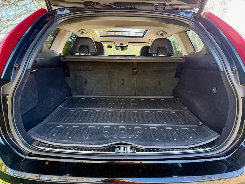 Volvo XC60 2.0 D4 SE Lux Nav SUV 5dr Diesel Auto Euro 6 (s/s) (190 ps) - U2189