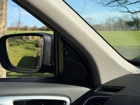 Volvo XC60 2.0 D4 SE Lux Nav SUV 5dr Diesel Auto Euro 6 (s/s) (190 ps) - U2189