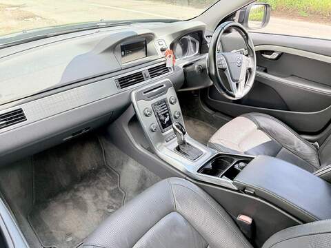 Volvo XC70 3.0 T6 SE Lux Estate 5dr Petrol Geartronic AWD Euro 5 (304 ps) - U2190