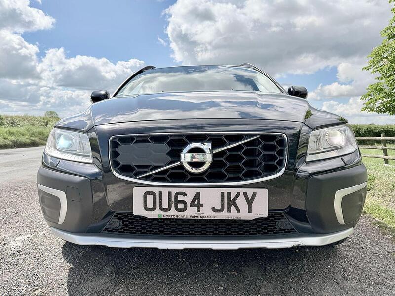 Volvo XC70 3.0 T6 SE Lux Estate 5dr Petrol Geartronic AWD Euro 5 (304 ps) - U2190