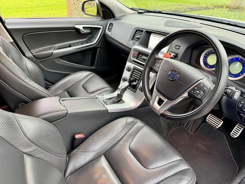 Volvo V60 T6 Se Awd 3.0 5dr Estate Automatic Petrol - U2191