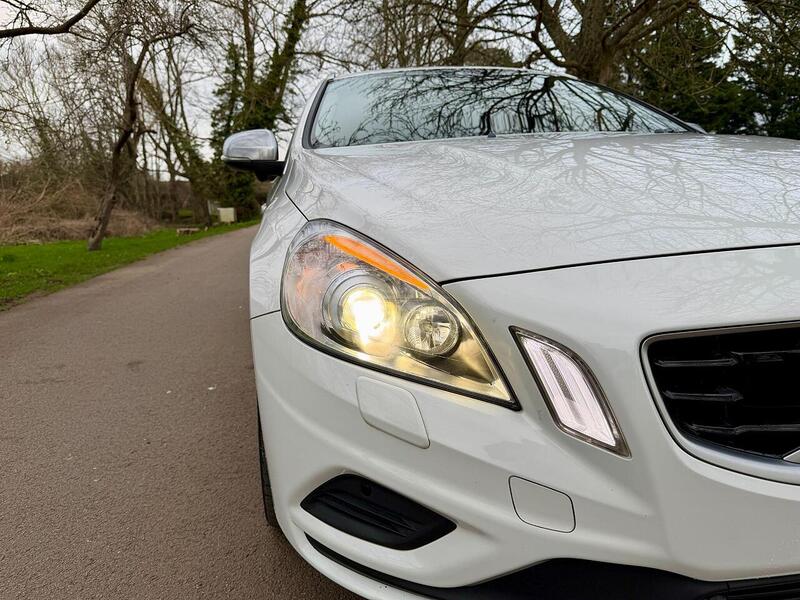Volvo V60 T6 Se Awd 3.0 5dr Estate Automatic Petrol - U2191